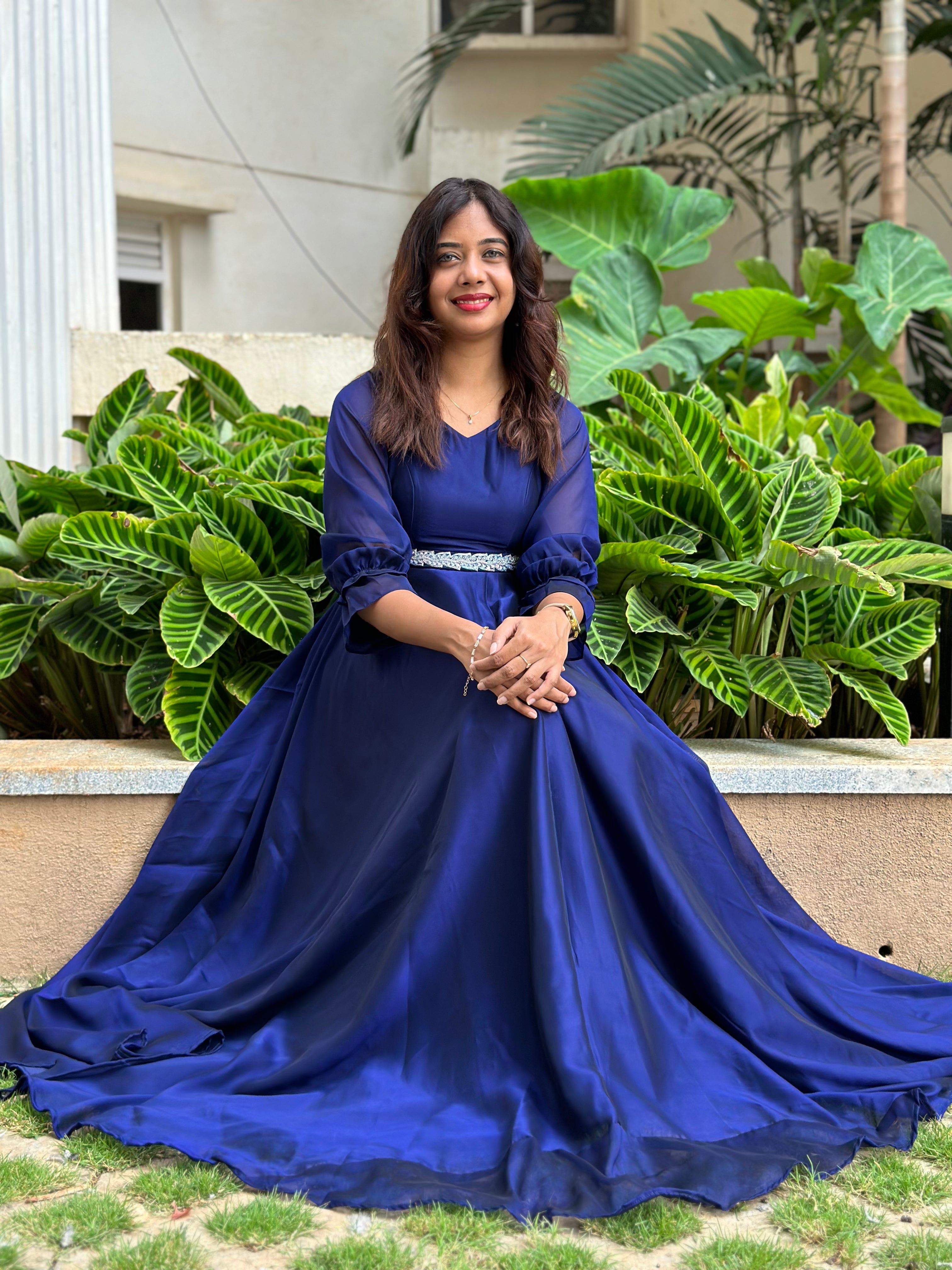 Jashna - Navy blue glassy georgette gown