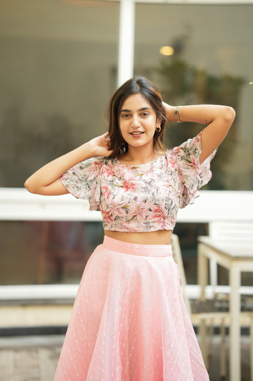 Niram – Elegant Chiffon Crop Top & Gotta Net Lehenga Set