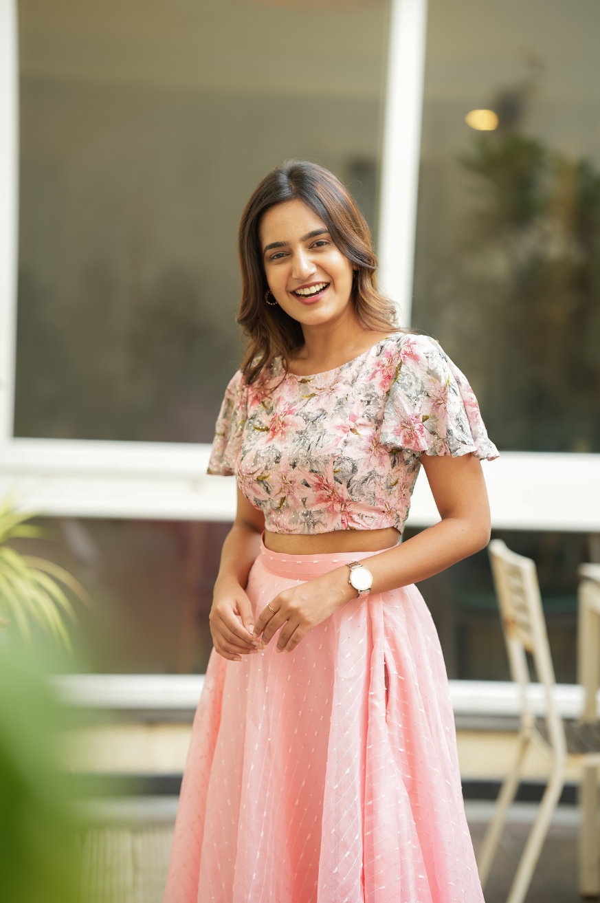 Niram – Elegant Chiffon Crop Top & Gotta Net Lehenga Set