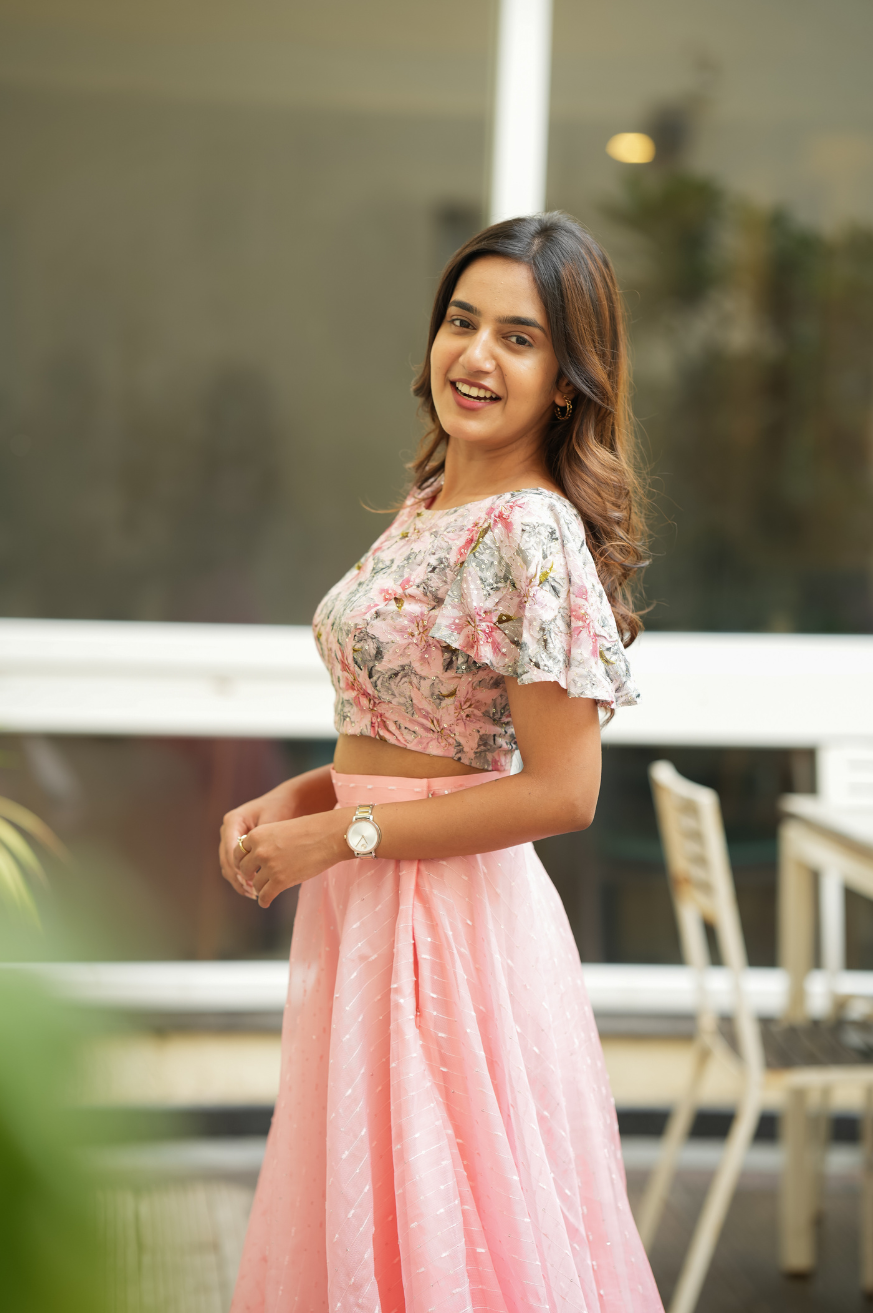 Niram – Elegant Chiffon Crop Top & Gotta Net Lehenga Set