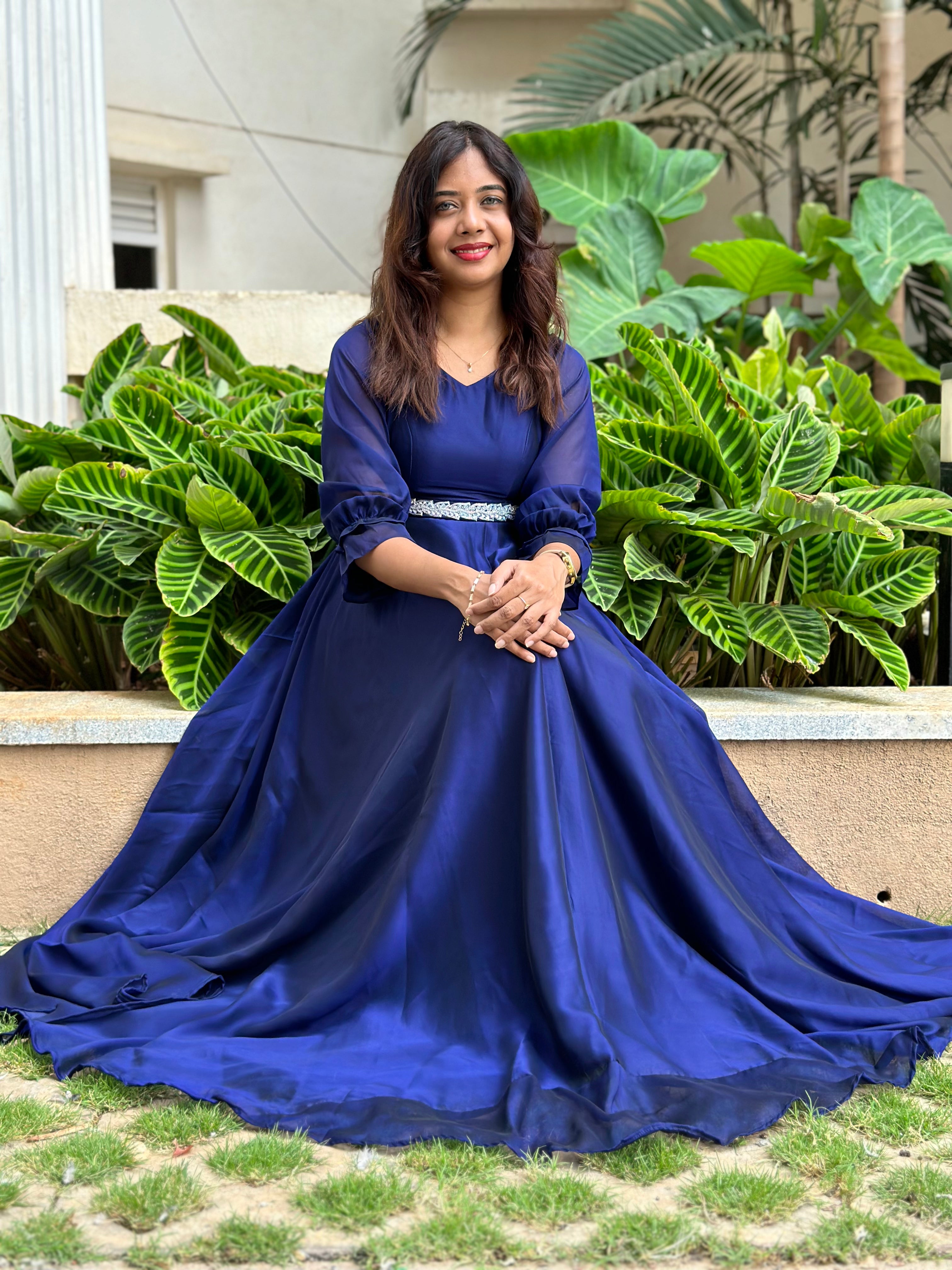 Jashna - Navy blue glassy georgette gown
