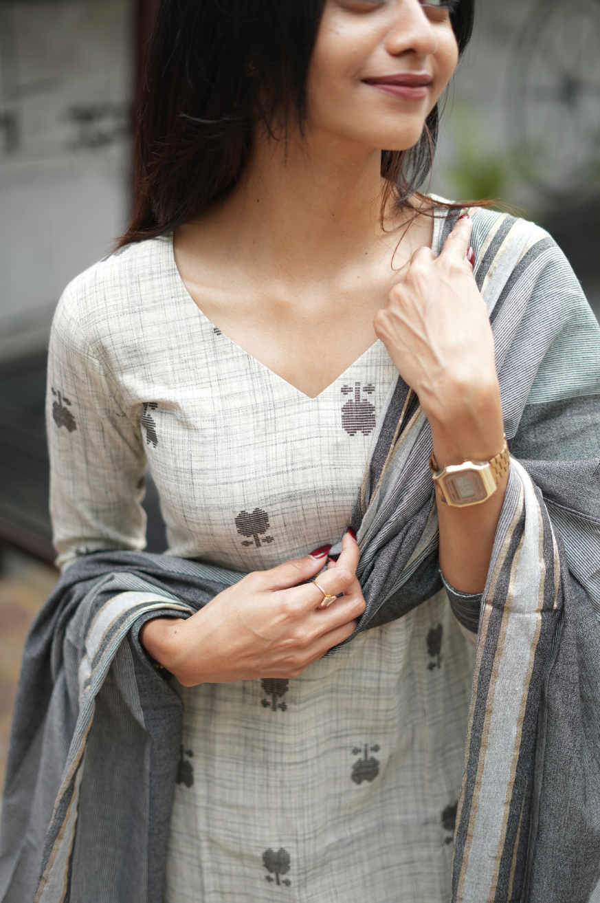 Thooriga 1 - Pure handloom cotton suit set