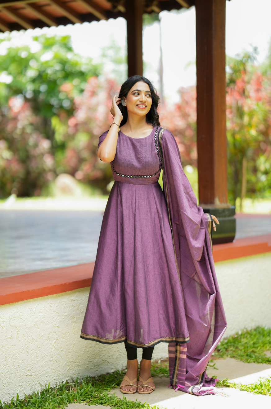 Amudha