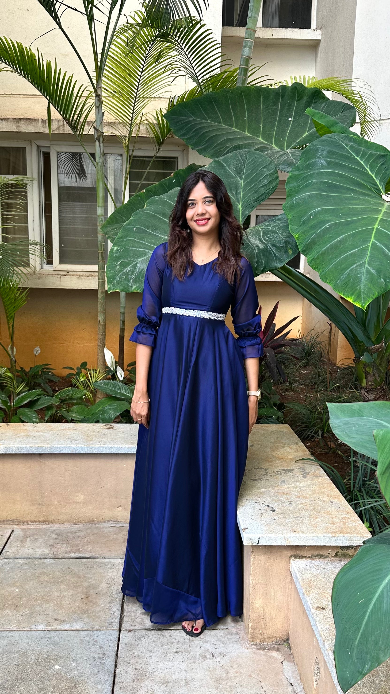 Jashna - Navy blue glassy georgette gown