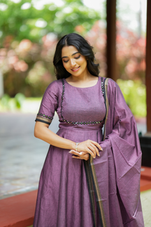 Amudha