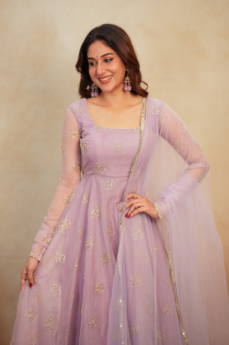 Nivi 2