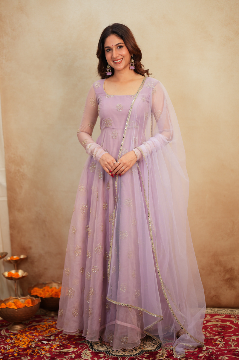 Nivi 2