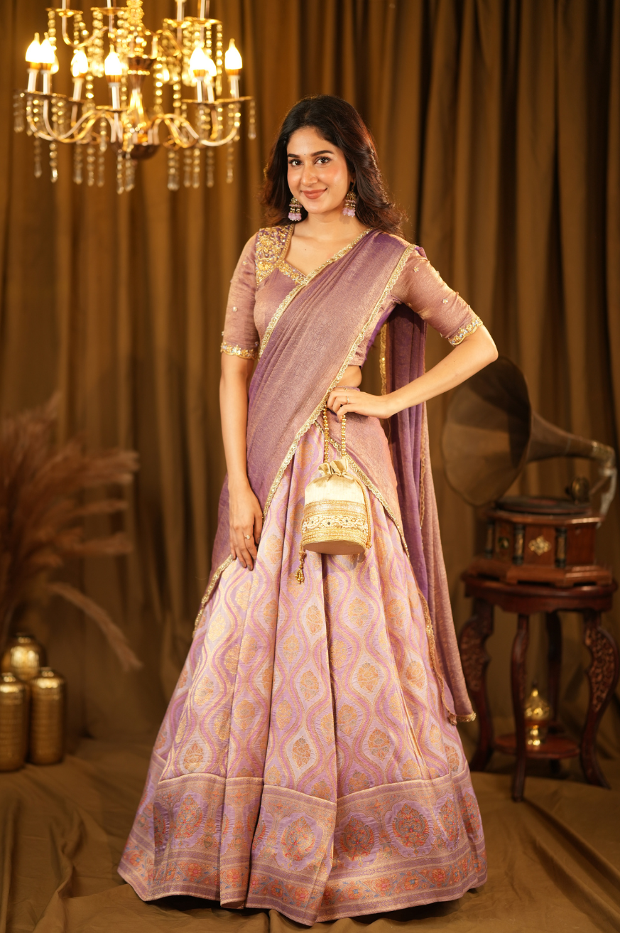Nihara Collection
Premium Designer Lehanga