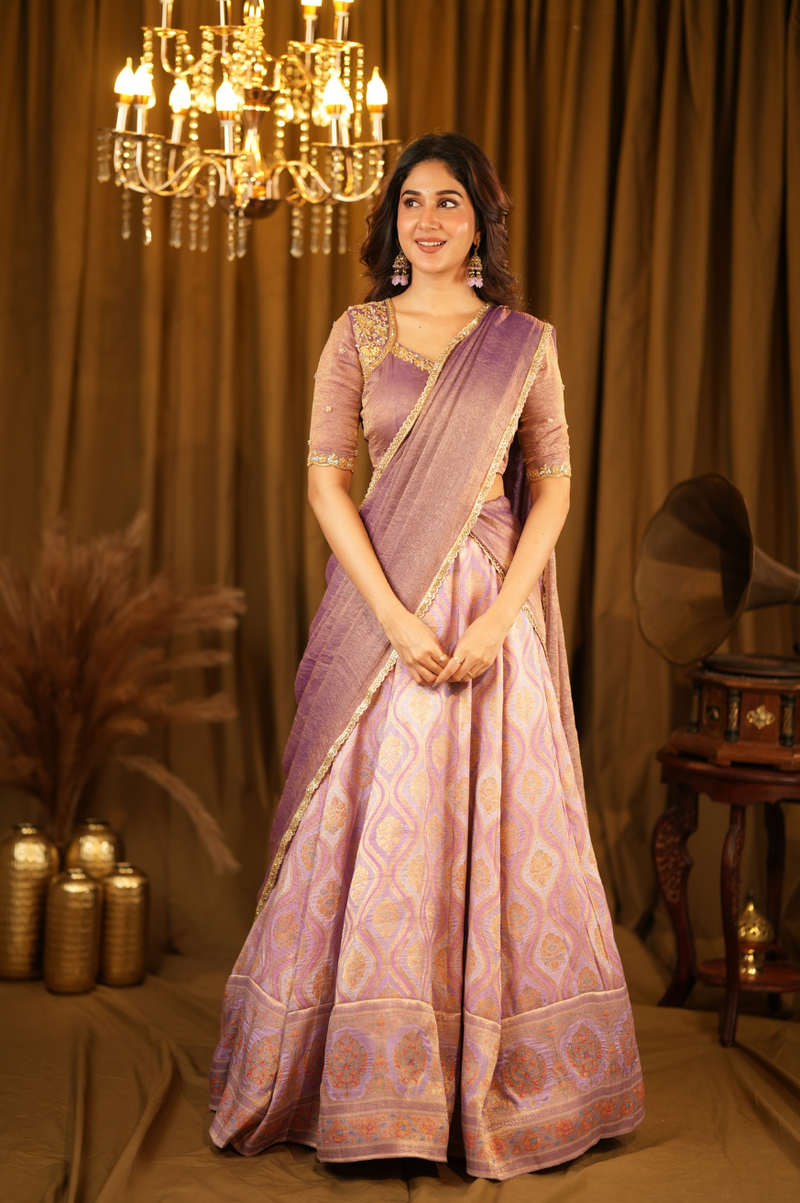 Nihara Collection
Premium Designer Lehanga
