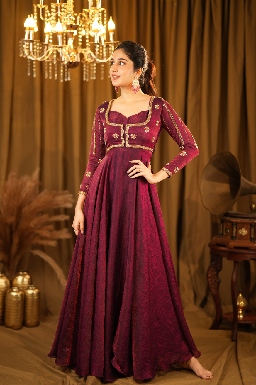 Lakshana Collection
Premium Designer Gown