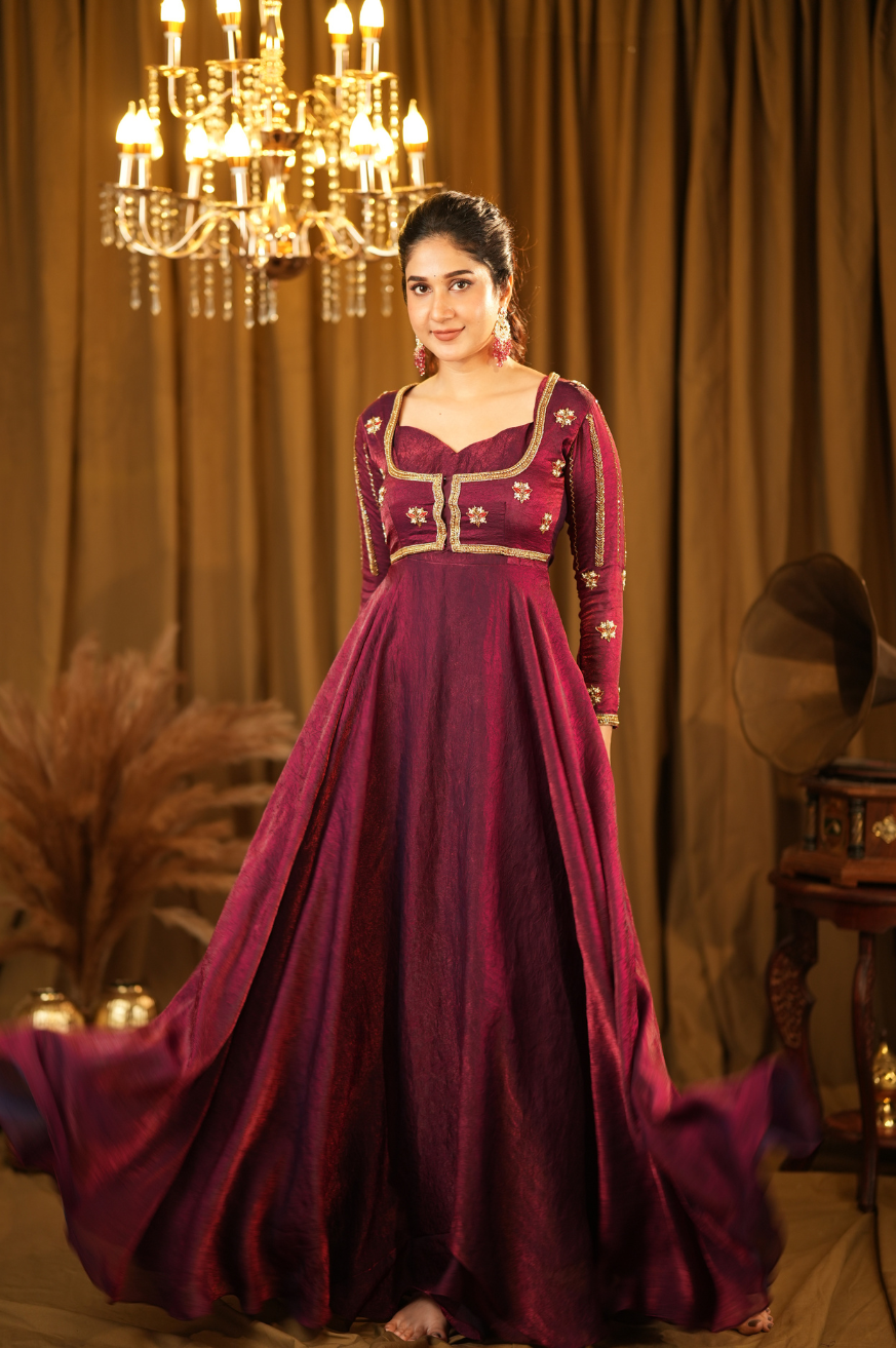 Lakshana Collection
Premium Designer Gown