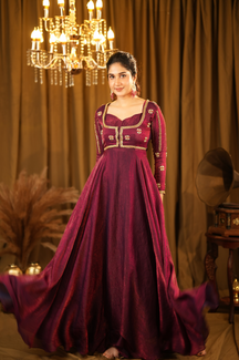 Lakshana Collection
Premium Designer Gown