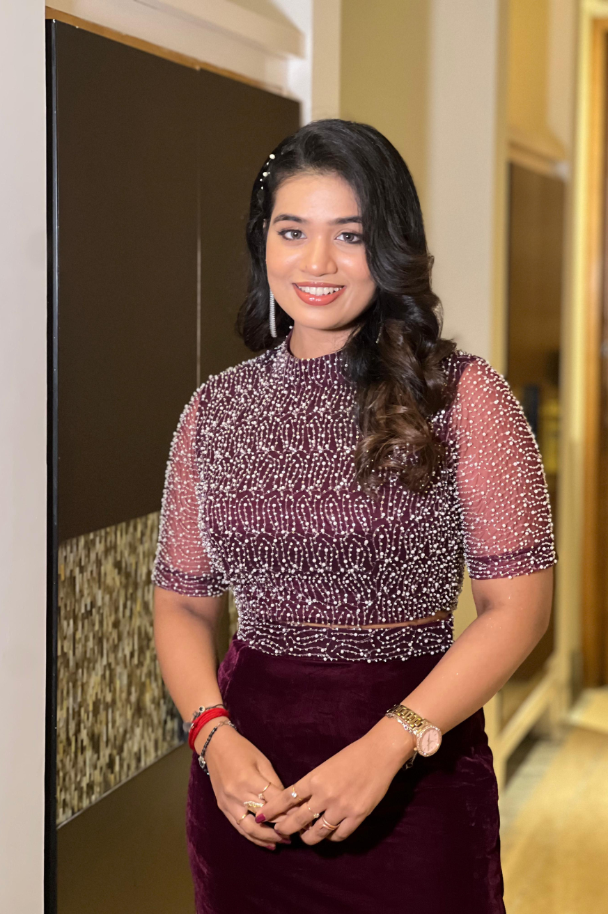 Anvee Collection
Premium Designer Party wear