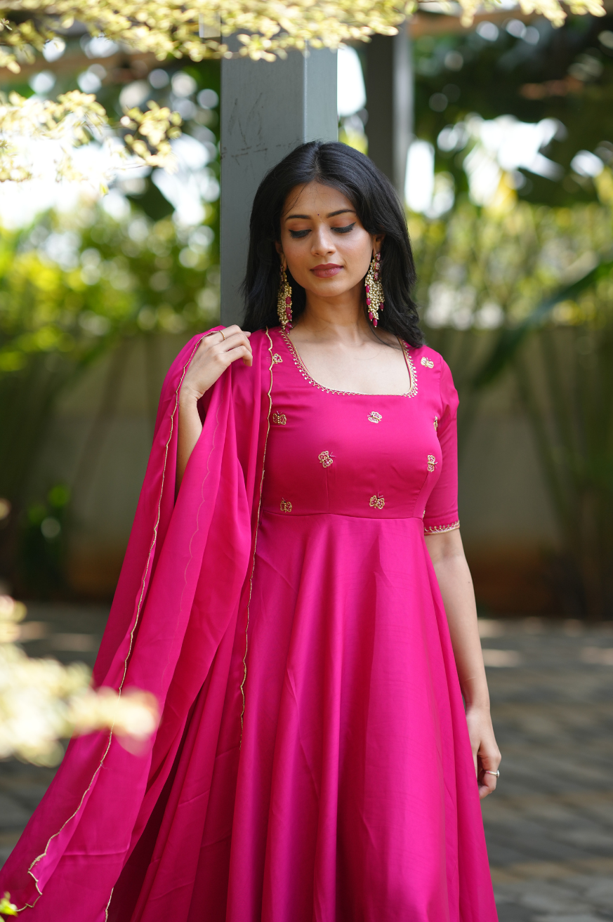 Sara Collection
Premium Designer anarkali