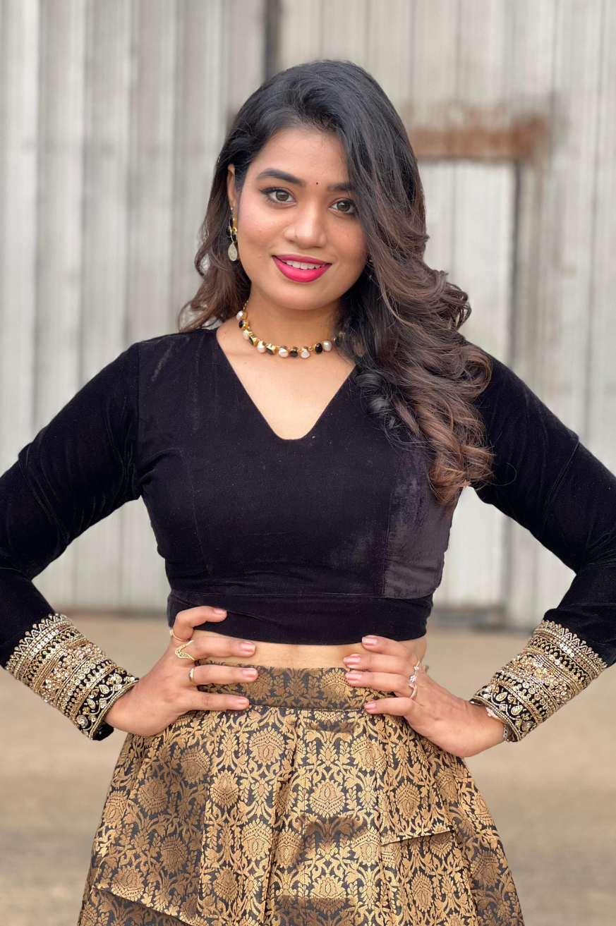 Gita Collection
Premium Elegant Designer Lehanga