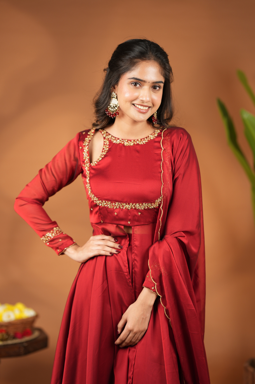 Fathima Collection
Premium Designer Slit Anarkali with skirt & Dupatta