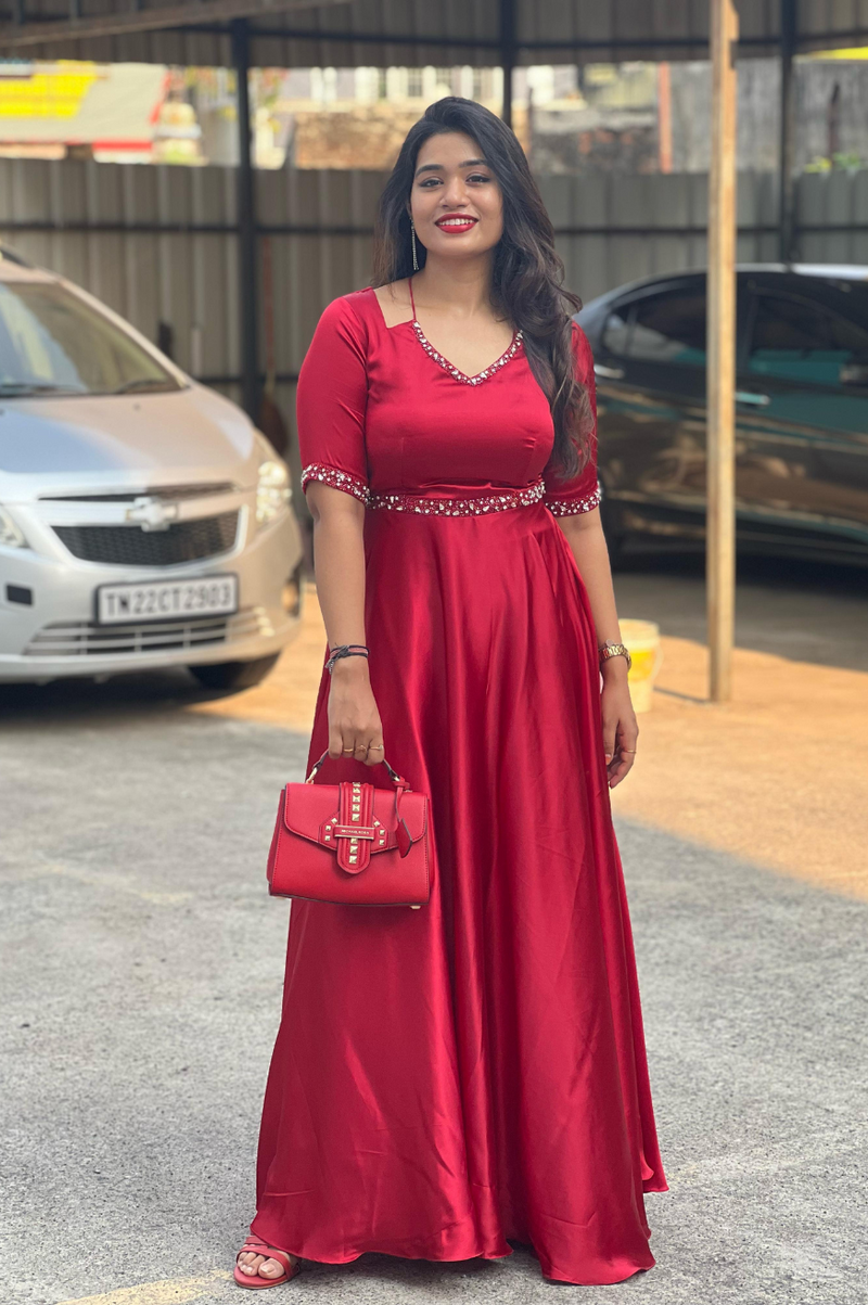 Rose Collection
Premium Indo-western gown