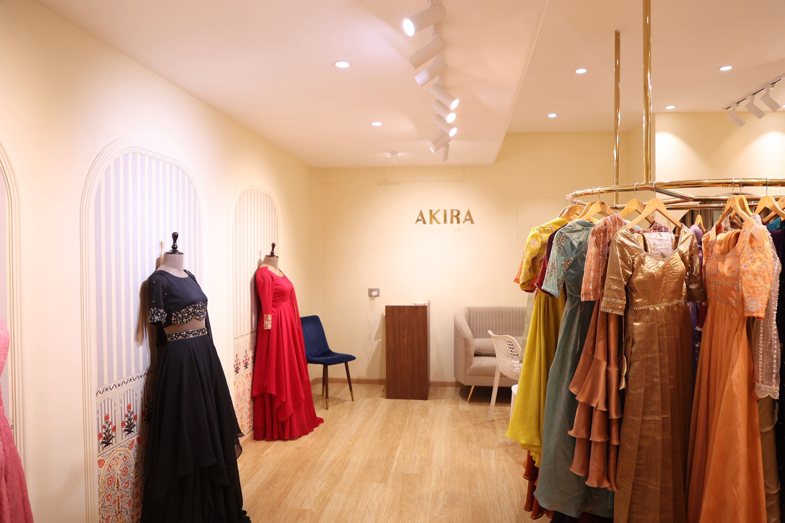 Akira the couture 